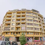 35 Cozy Central 1 Bedroom Apartment With Balcony